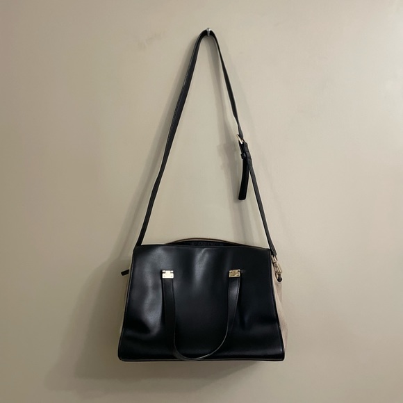 Kate Spade Black and Tan leather Purse Parker Street Collection - Picture 5 of 16